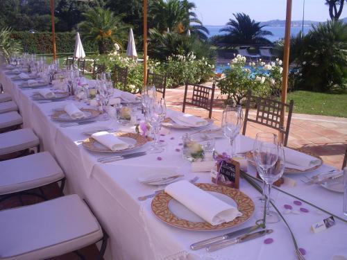 Hotel Villa Les Rosiers غريمو المظهر الخارجي الصورة
