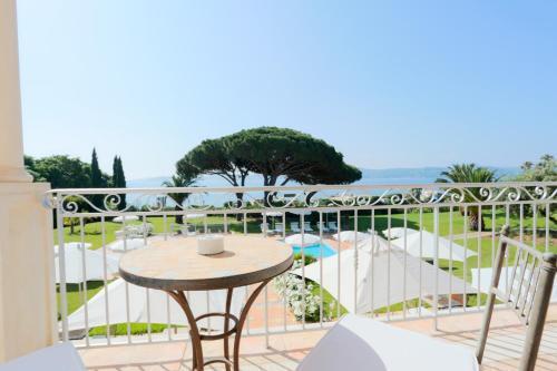 Hotel Villa Les Rosiers غريمو المظهر الخارجي الصورة